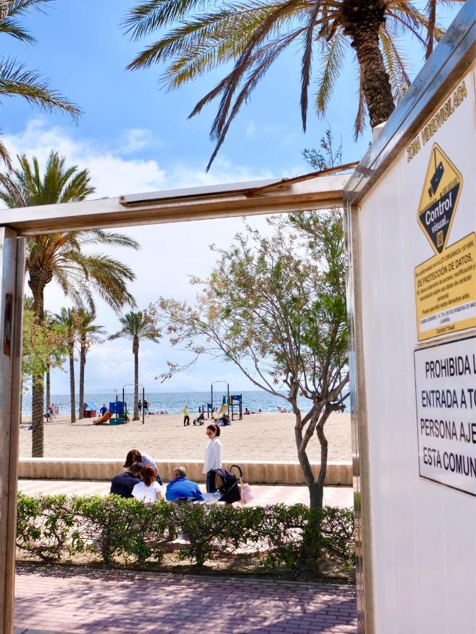 Seafront Penthouse Almeria 로쿠타스드마르 외부 사진