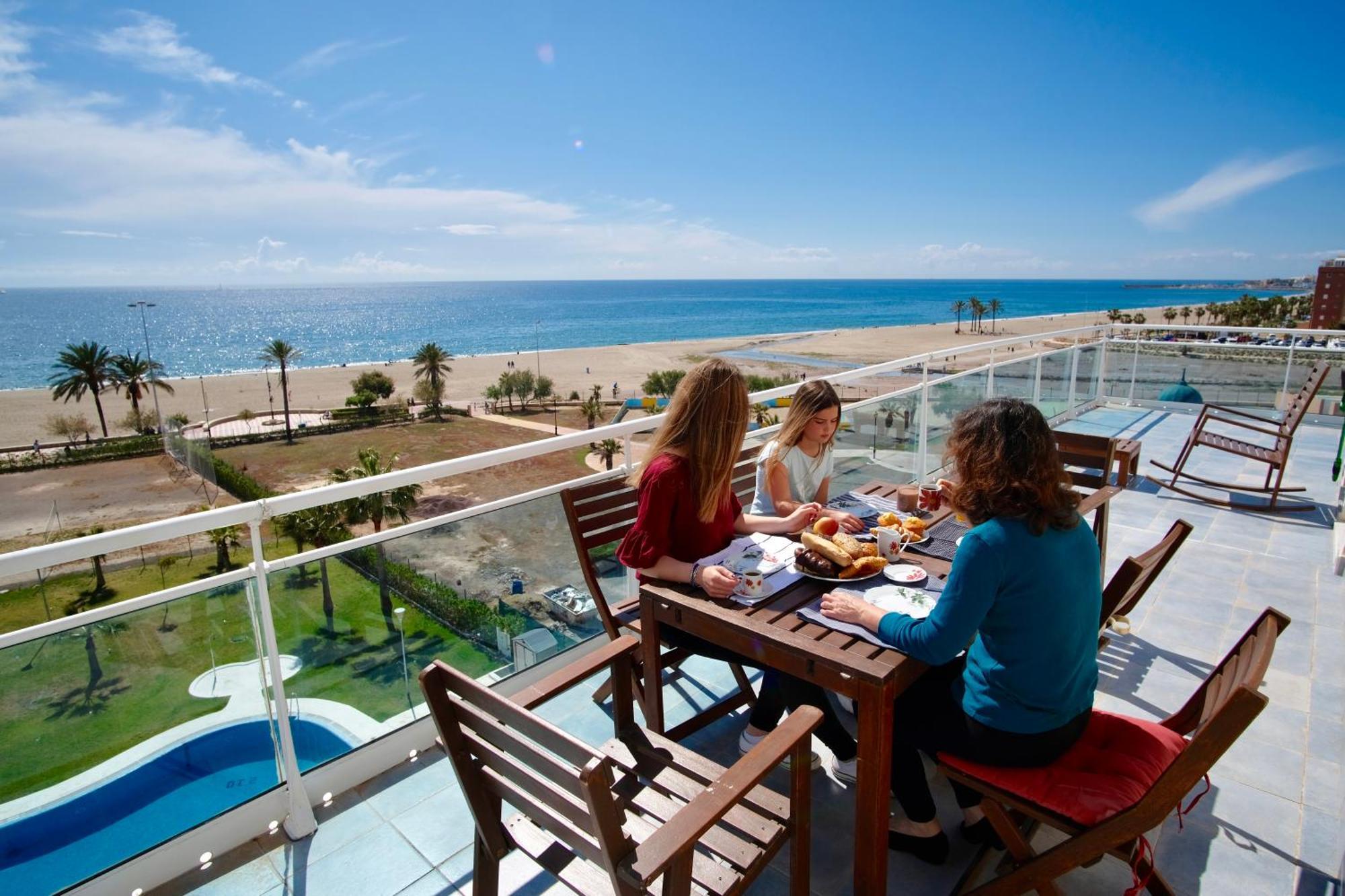 Seafront Penthouse Almeria 로쿠타스드마르 외부 사진