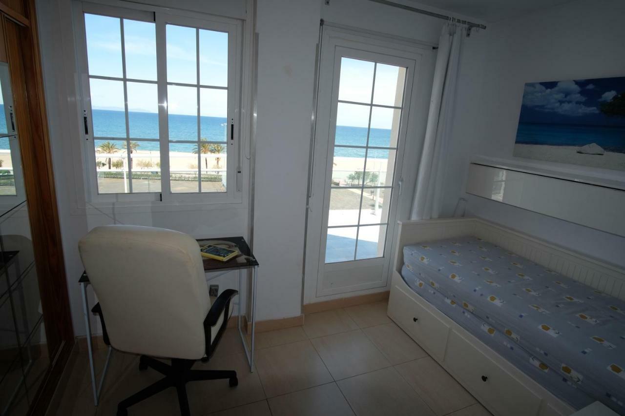 Seafront Penthouse Almeria 로쿠타스드마르 외부 사진